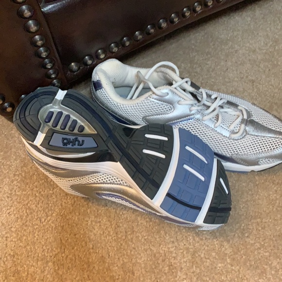 COPY - Ryka Radiant Women’s Walking Shoes - Picture 4 of 5